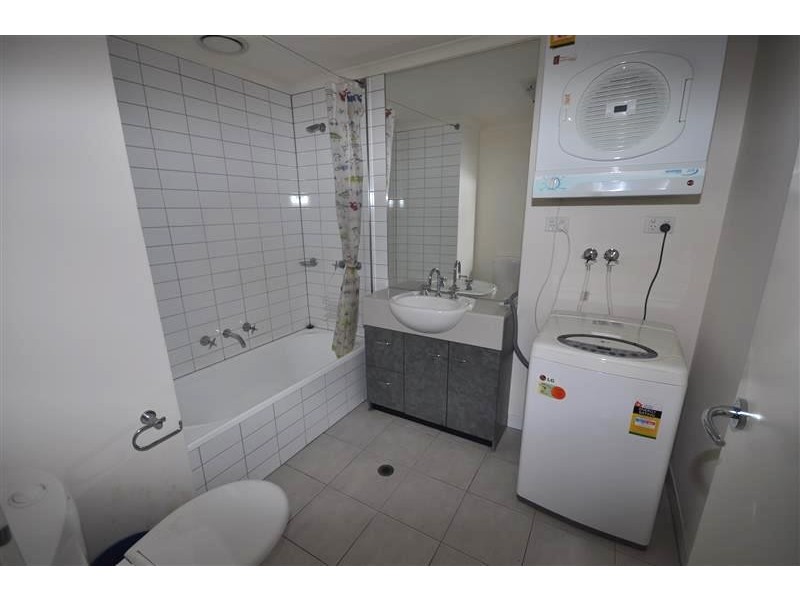 REF 21848/118 Dudley Street, West Melbourne VIC 3003