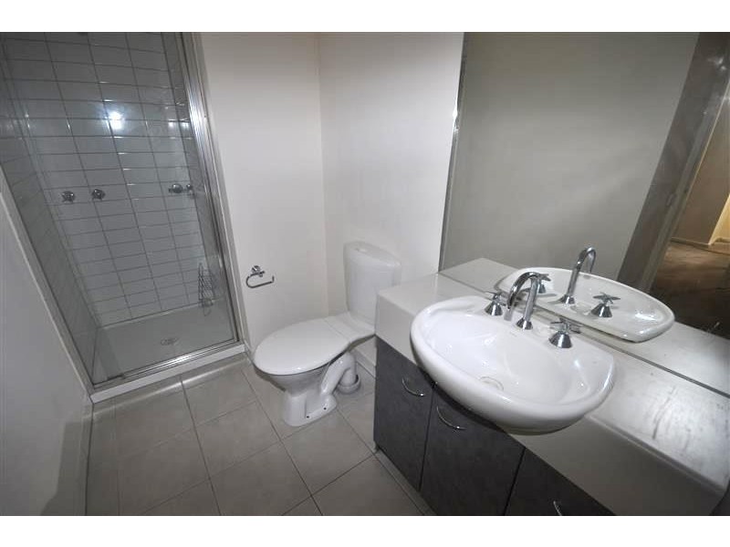 REF 21848/118 Dudley Street, West Melbourne VIC 3003