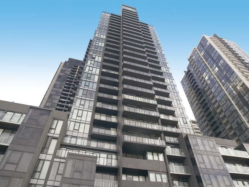 REF 21851/100 Kavanagh Street, Southbank VIC 3006
