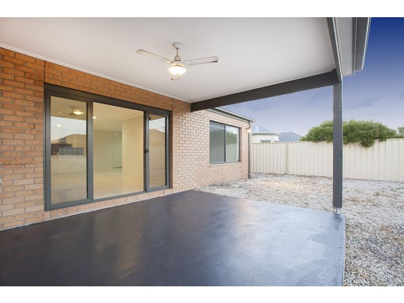 28 Ranfurlie Avenue, Point Cook VIC 3030