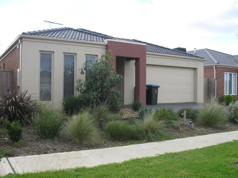 11 Cooinda Way, Point Cook VIC 3030