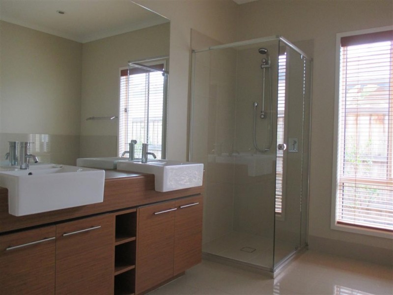 42 DeHavilland Circuit, Williams Landing VIC 3027