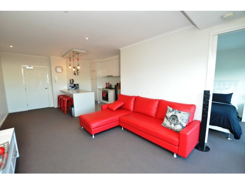 REF 21861/63 Whiteman Street, Southbank VIC 3006