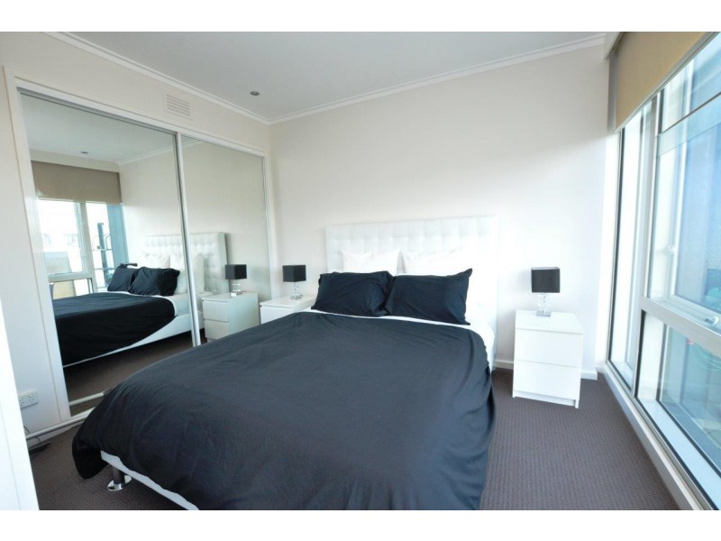 REF 21861/63 Whiteman Street, Southbank VIC 3006