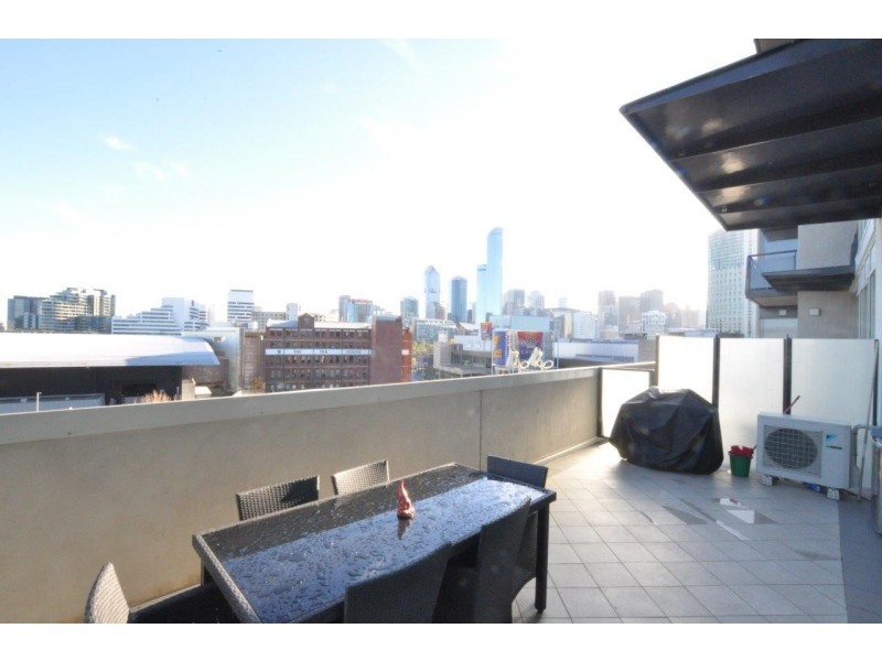 REF 21861/63 Whiteman Street, Southbank VIC 3006