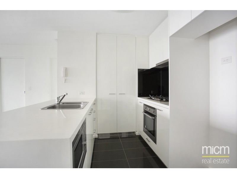 2404/241 City Road, Southbank VIC 3006