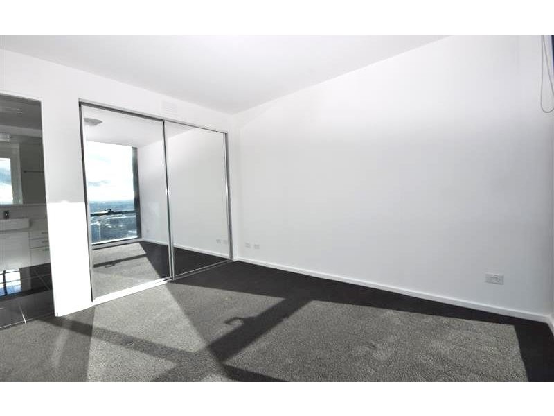 REF 20163/241 City Road, Southbank VIC 3006
