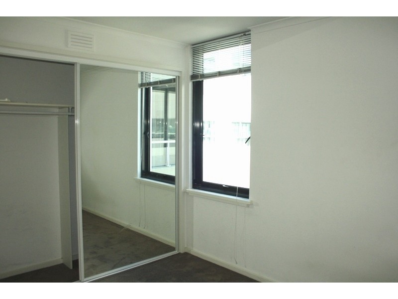 REF 21878/69 Dorcas Street, South Melbourne VIC 3205