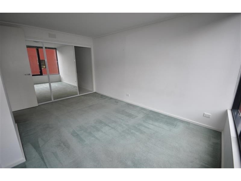 REF 21883/668 Bourke Street, Melbourne VIC 3000