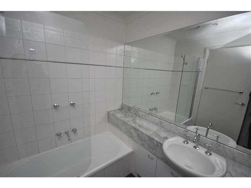REF 21886/418 St Kilda Road, Melbourne VIC 3004