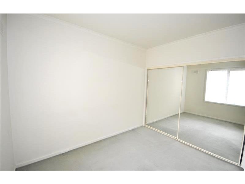 REF 21888/16 Courtney Street, North Melbourne VIC 3051