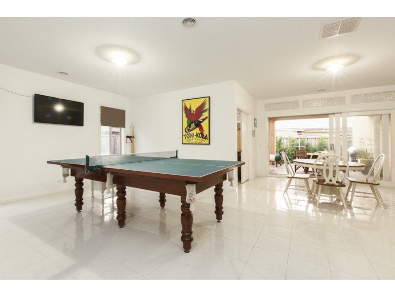 2 Cruise Street, Point Cook VIC 3030