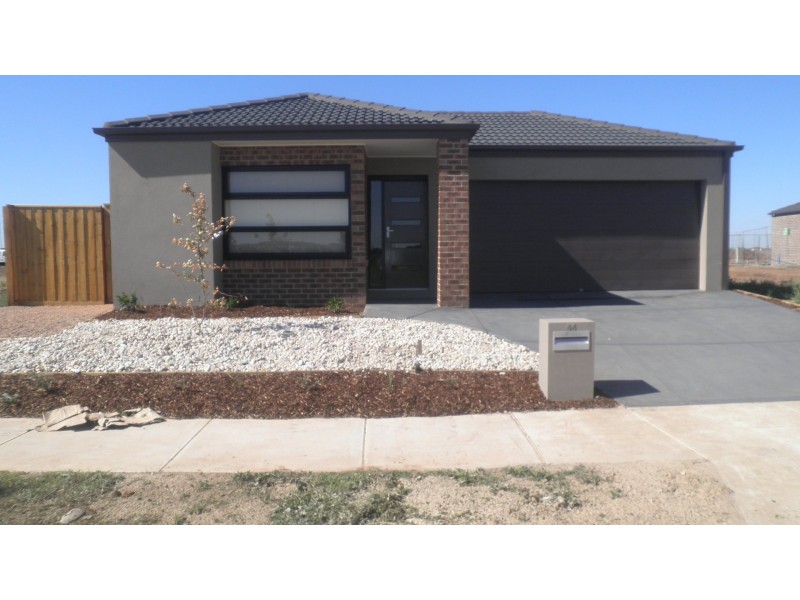 44 Maddock Street, Point Cook VIC 3030