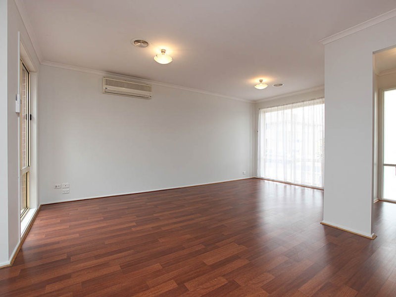 21 Kingsley Avenue, Point Cook VIC 3030