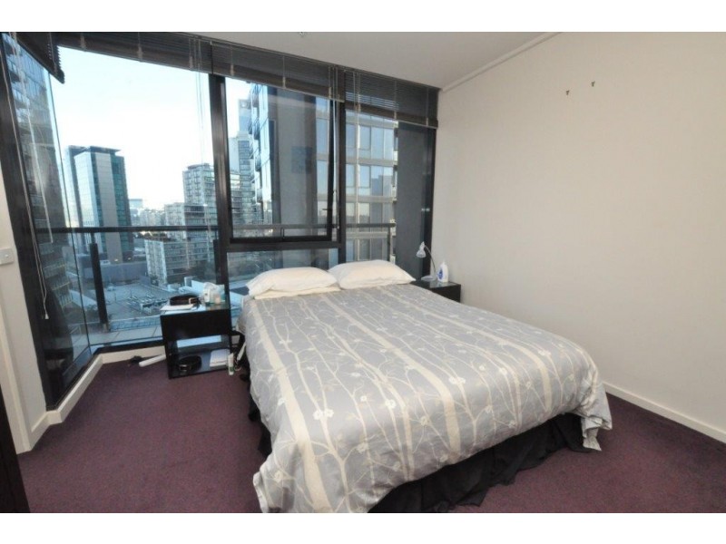 REF 21895/100 Kavanagh Street, Southbank VIC 3006
