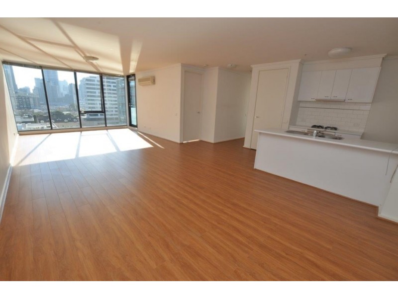 REF 21896/38 Bank Street, South Melbourne VIC 3205