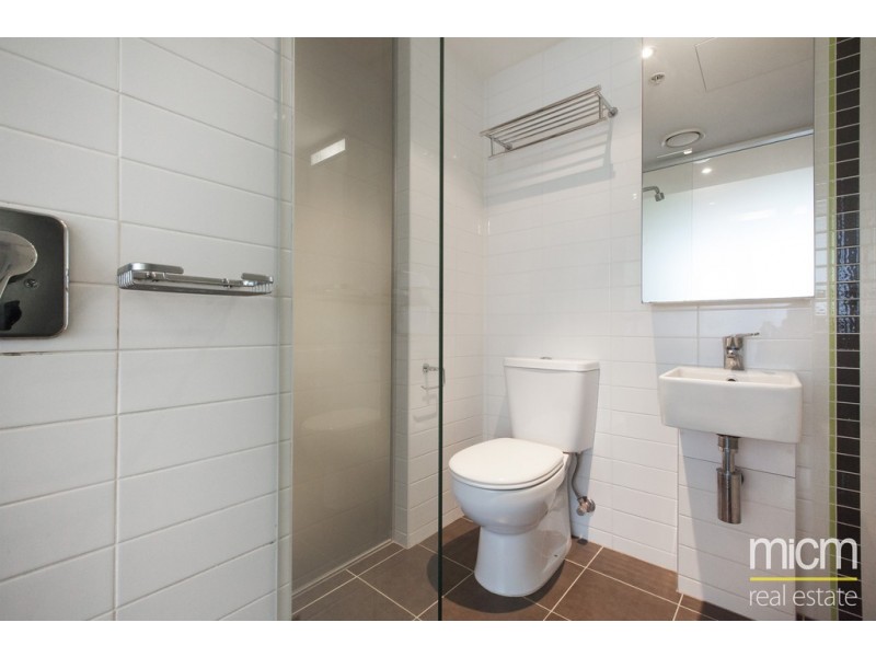 2201/181 A’Beckett Street, Melbourne VIC 3000