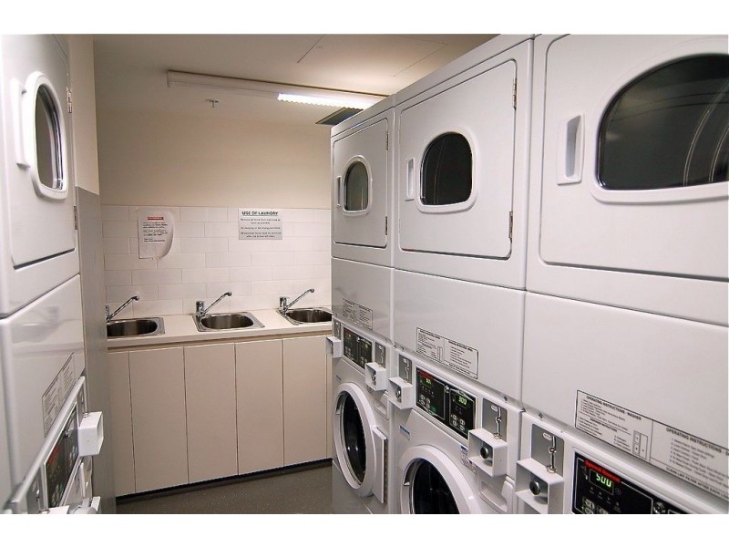 2201/181 A’Beckett Street, Melbourne VIC 3000