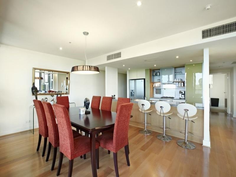 402/19 Queens Road, Melbourne VIC 3004