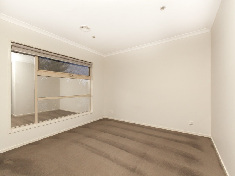 26 Nossal Drive, Point Cook VIC 3030