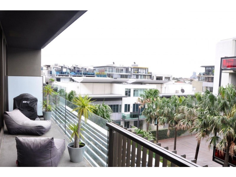 406/2 Rouse Street, Port Melbourne VIC 3207