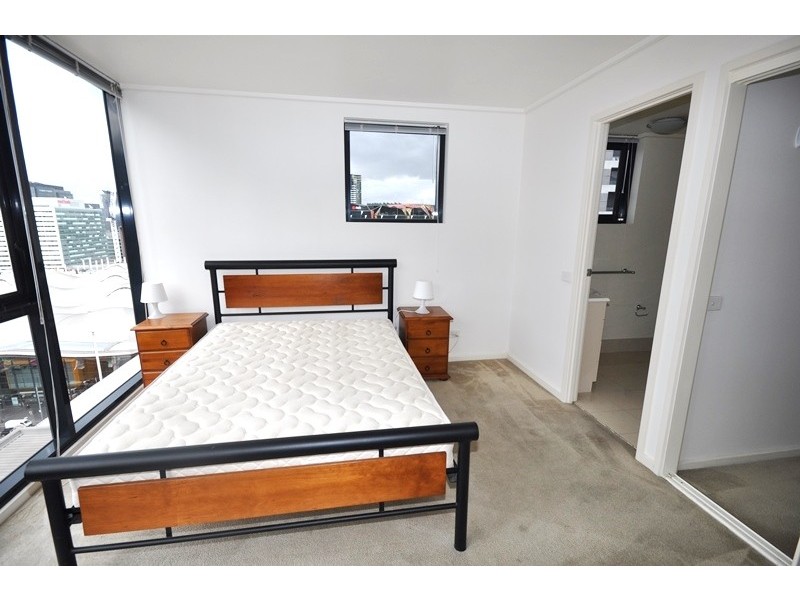 REF 21905/668 Bourke Street, Melbourne VIC 3000