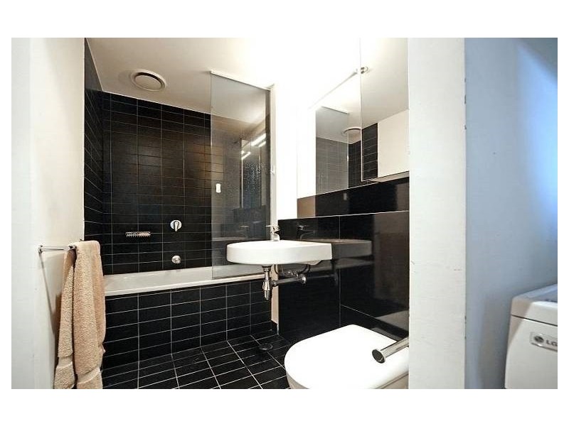 2202/620 Collins Street, Melbourne VIC 3000