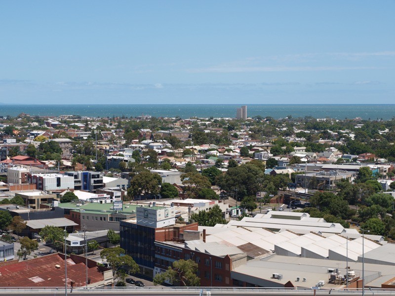 REF 21915/79 Whiteman Street, Southbank VIC 3006