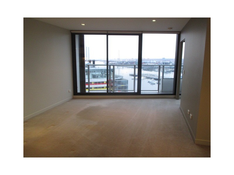 1703/100 Harbour Esplanade, Docklands VIC 3008