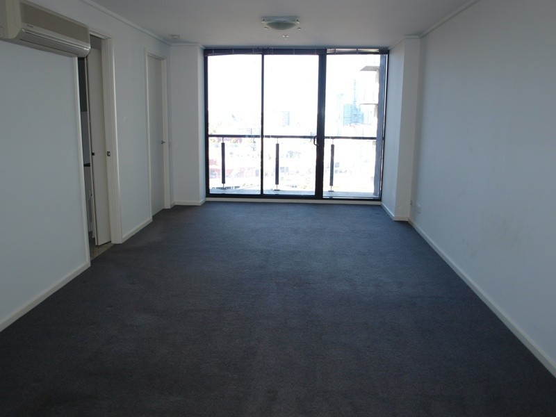 REF 21916/173 City Road, Southbank VIC 3006