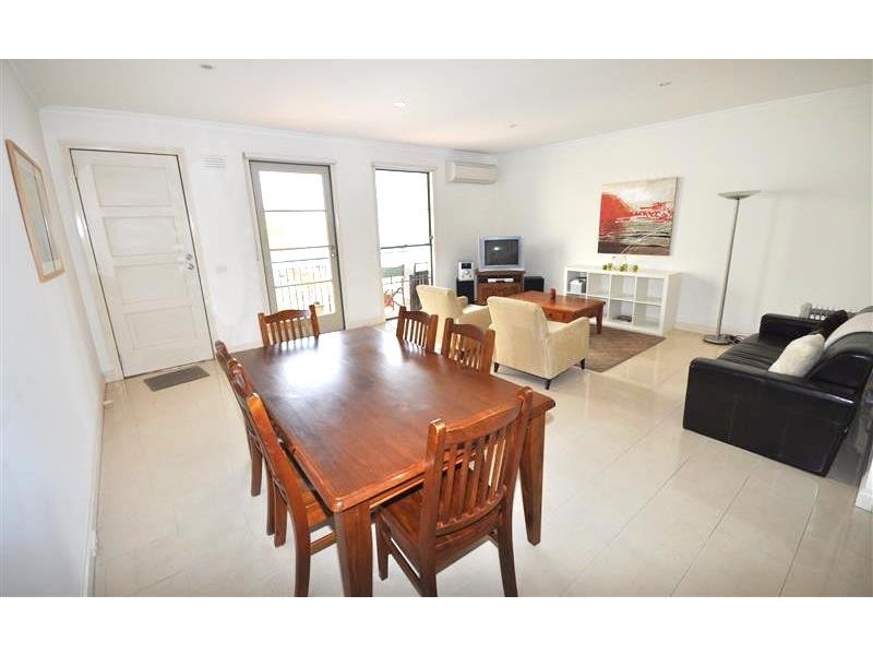 REF 21918/682 Nicholson Street, Fitzroy North VIC 3068