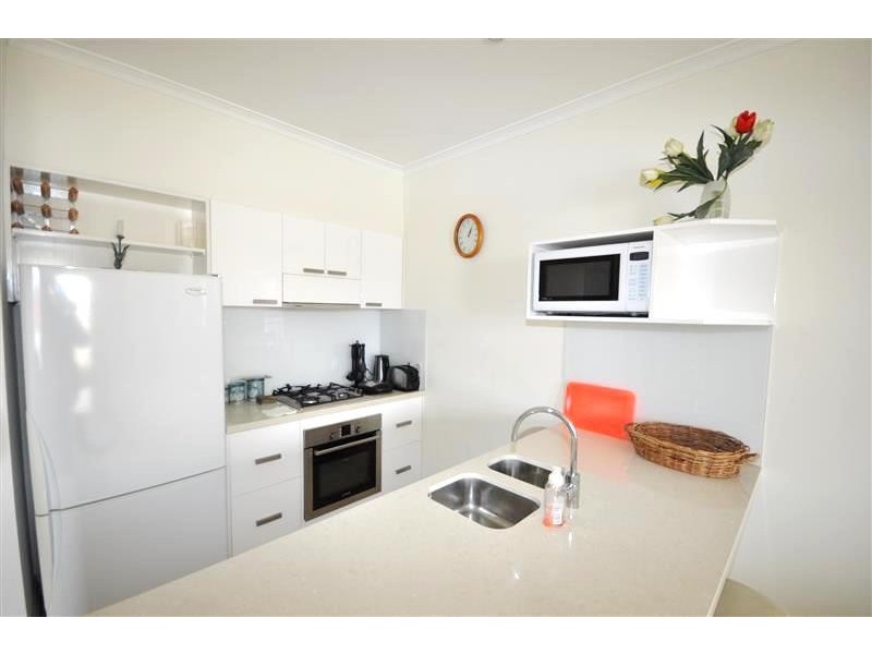 REF 21918/682 Nicholson Street, Fitzroy North VIC 3068