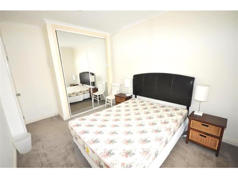 REF 21918/682 Nicholson Street, Fitzroy North VIC 3068