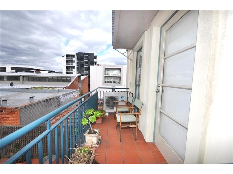 REF 21918/682 Nicholson Street, Fitzroy North VIC 3068