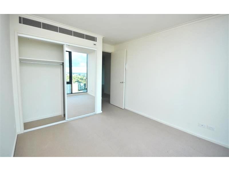 REF 31629/180 City Road, Southbank VIC 3006