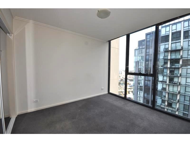 REF 21925/88 Kavanagh Street, Southbank VIC 3006