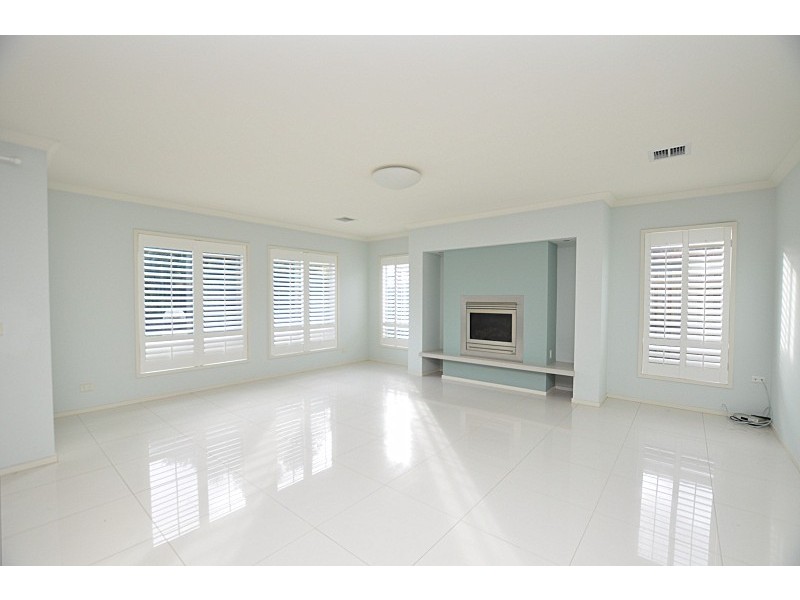 3 Chinook Way, Point Cook VIC 3030