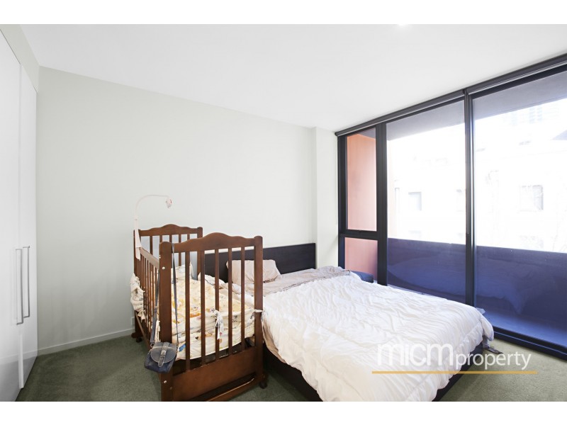 31/8 Cook Street, Southbank VIC 3006