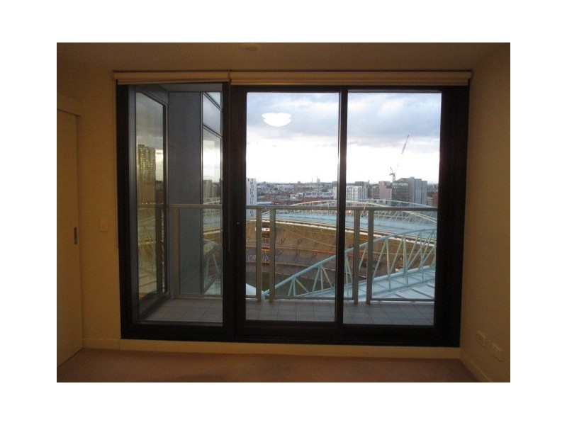 2410A/100 Harbour Esplanade, Docklands VIC 3008