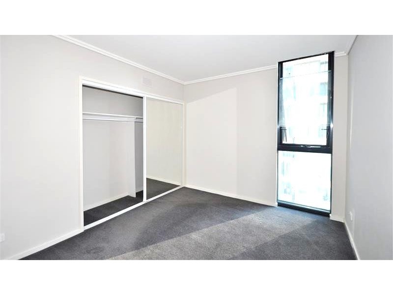 REF 21939/88 Kavanagh Street, Southbank VIC 3006