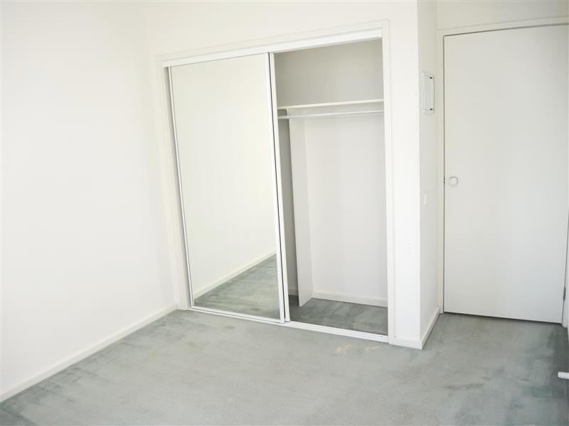 REF 21944/79 Whiteman Street, Southbank VIC 3006