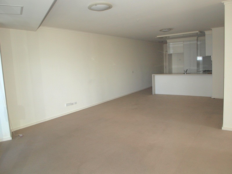 REF 41516/63 Whiteman Street, Southbank VIC 3006