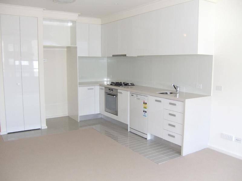 REF 41468/63 Whiteman Street, Southbank VIC 3006