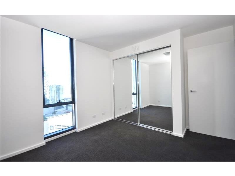 REF 38091/241 City Road, Southbank VIC 3006