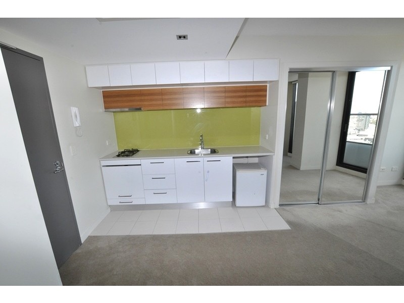 3209B/100 Harbour Esplanade, Docklands VIC 3008