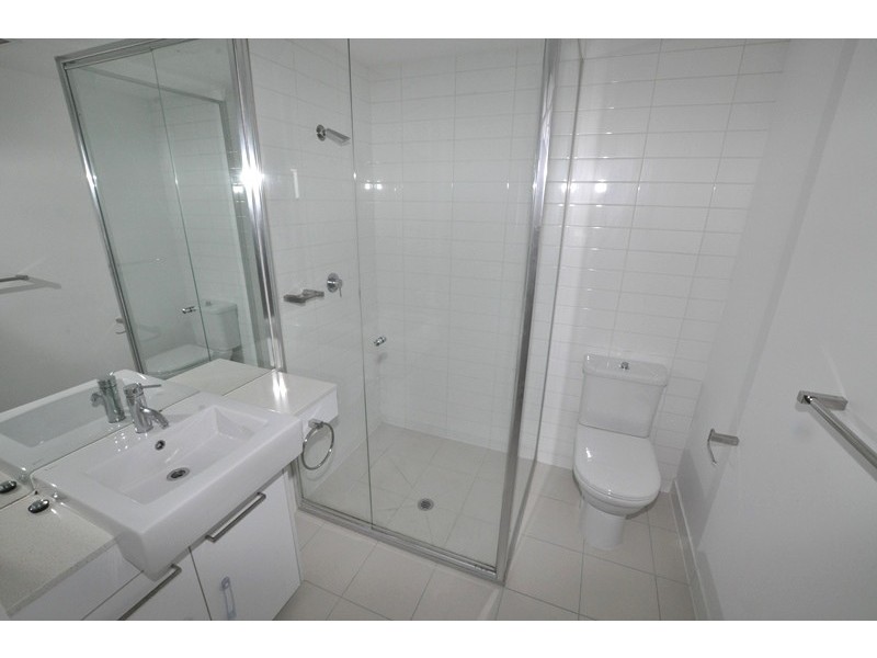 3209B/100 Harbour Esplanade, Docklands VIC 3008