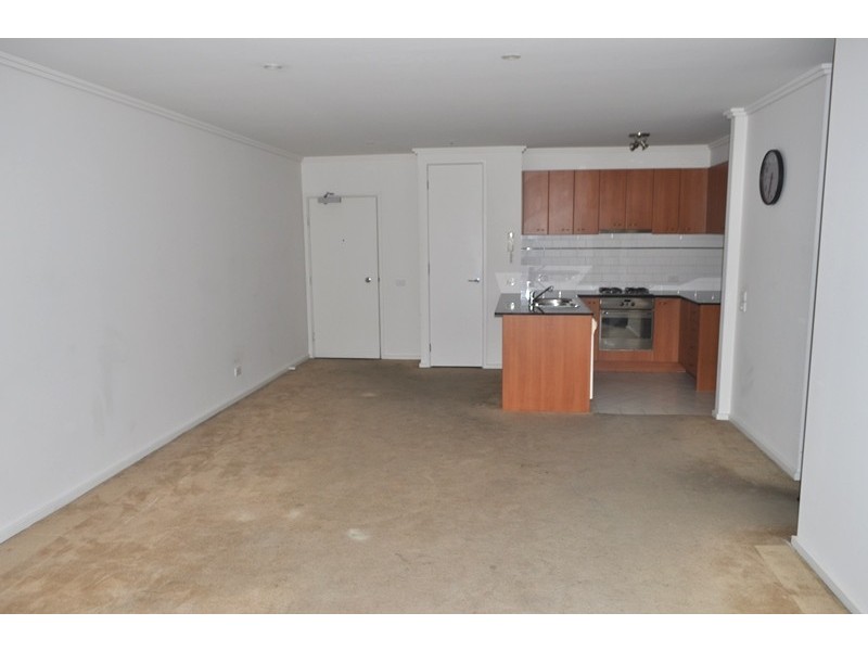 REF 21946/38 Bank Street, South Melbourne VIC 3205