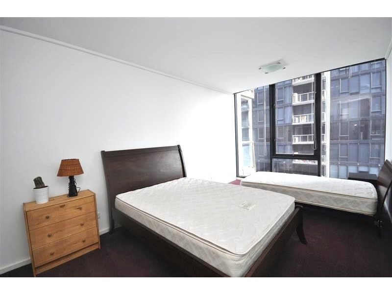 REF 21952/173 City Road, Southbank VIC 3006