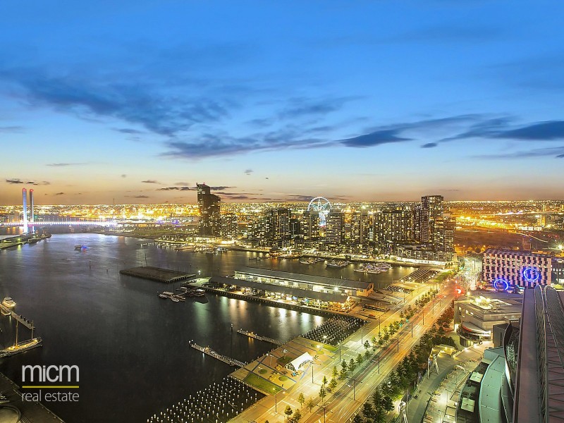 3308/100 Harbour Esplanade, Docklands VIC 3008