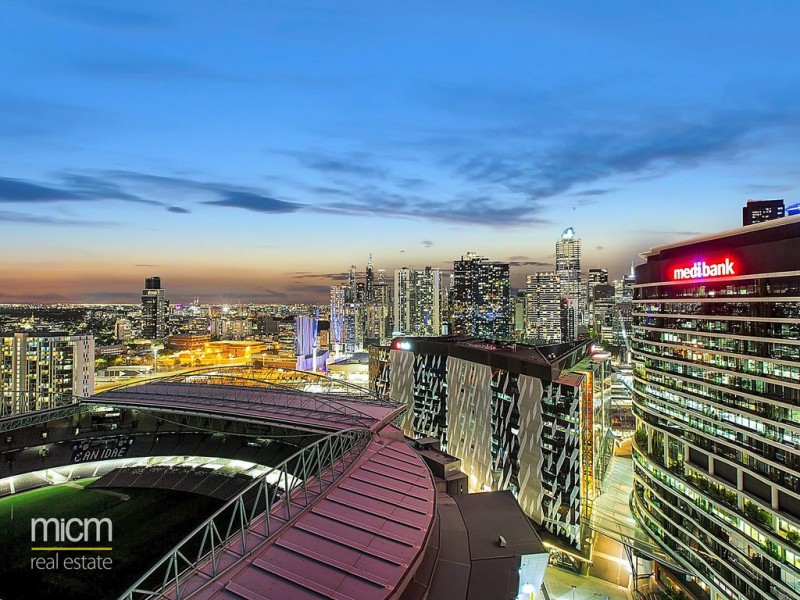 3308/100 Harbour Esplanade, Docklands VIC 3008